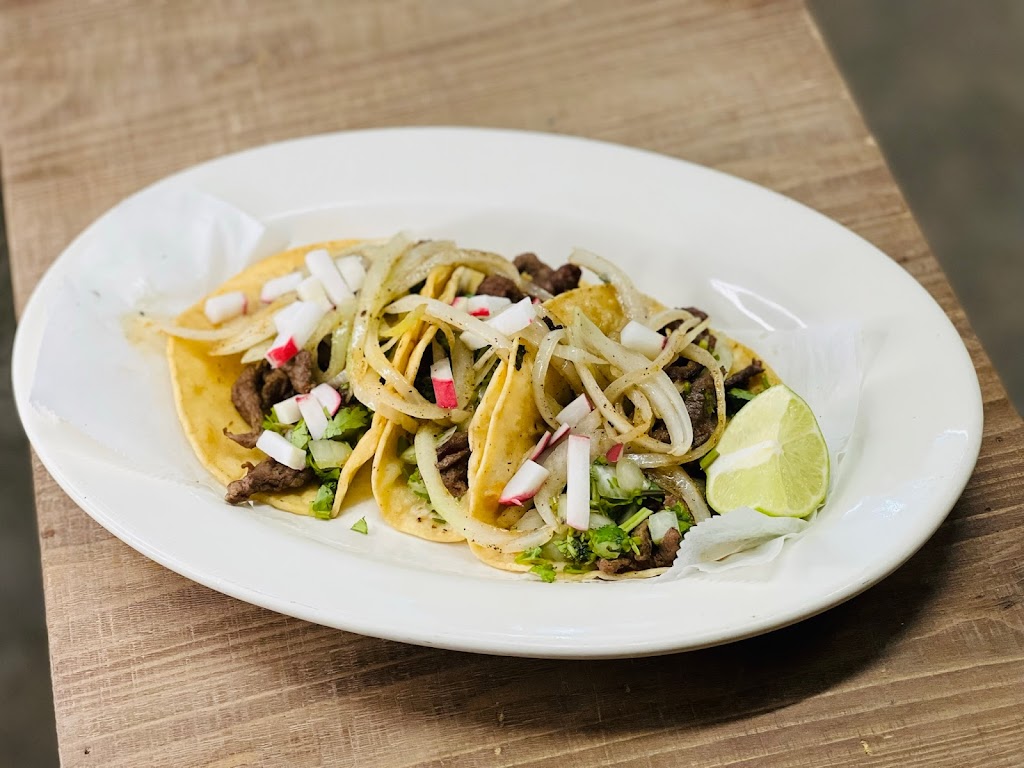 Melecios Express | restaurant | 2700 Alamac Rd, Lumberton, NC 28358, USA | 9107338236 OR +1 910-733-8236