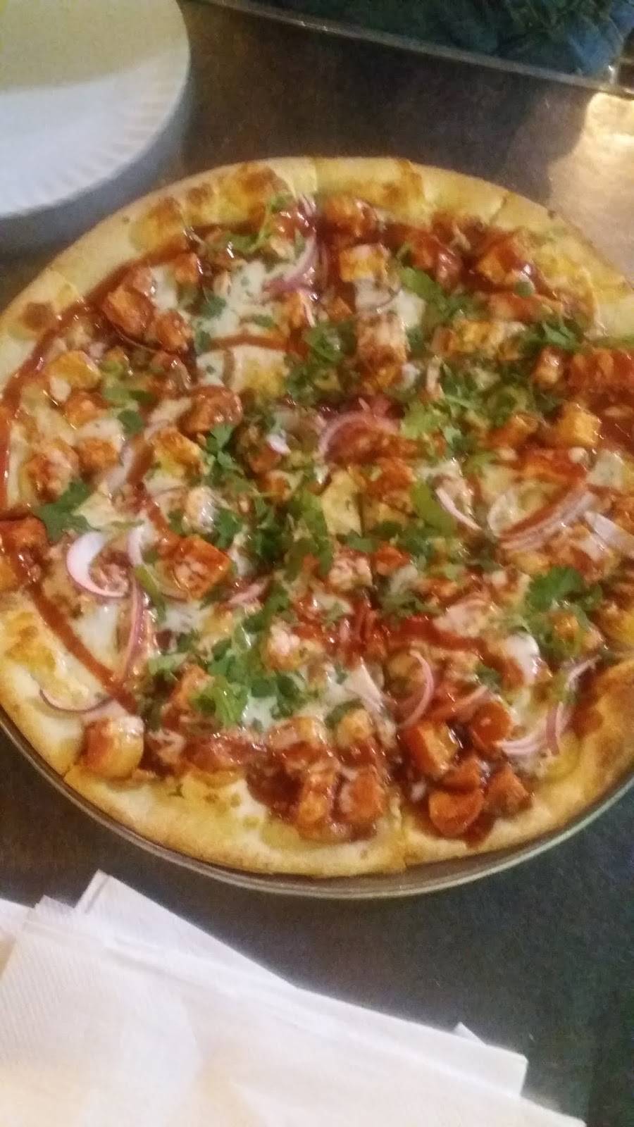 Stefanos Pizzerias | restaurant | 1310 3rd St, Santa Monica, CA 90401, USA | 3105872429 OR +1 310-587-2429