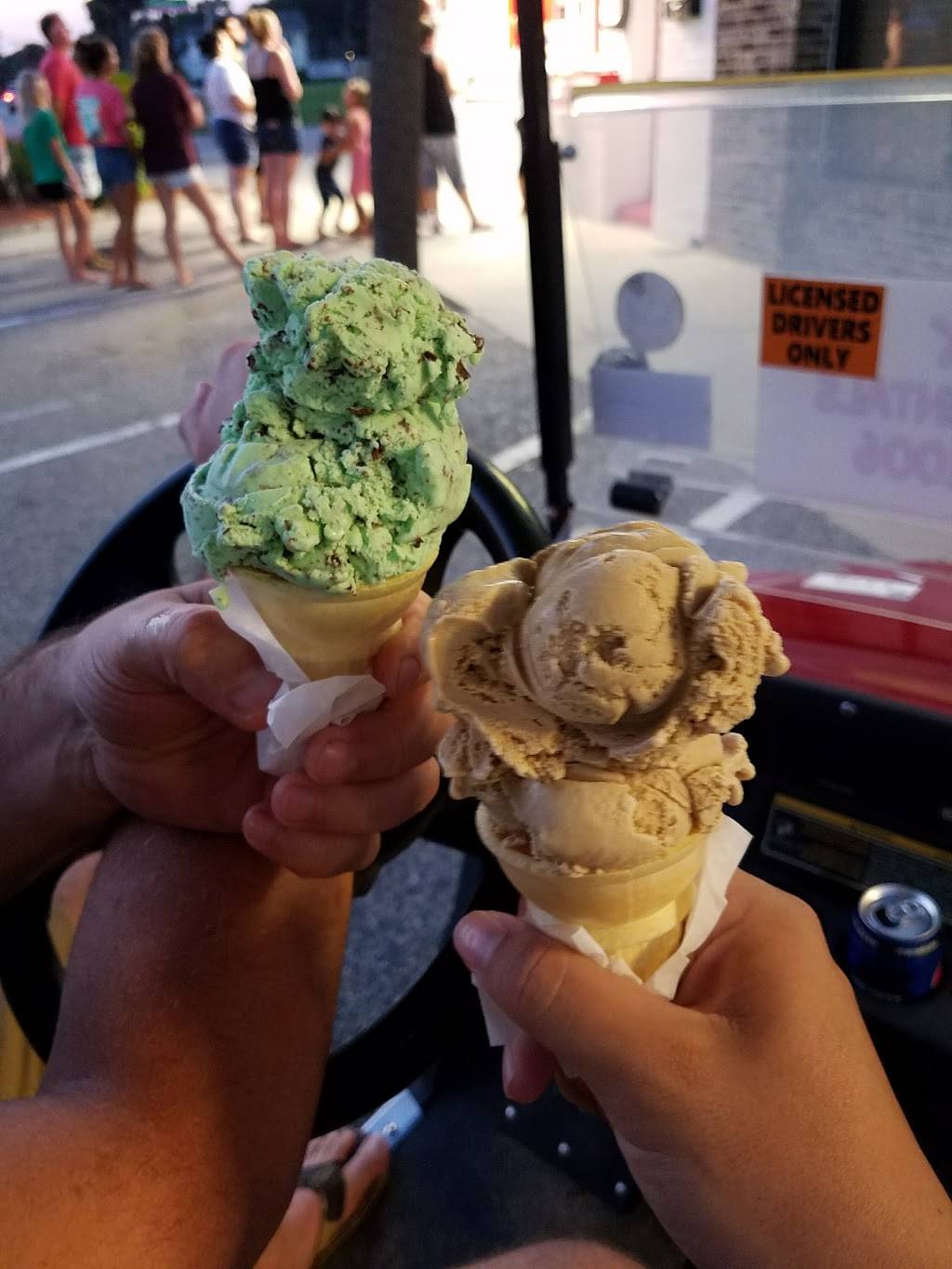 Mr Gs Ice Cream & Grill | restaurant | 310 17th Ave S, North Myrtle Beach, SC 29582, USA | 8432723766 OR +1 843-272-3766