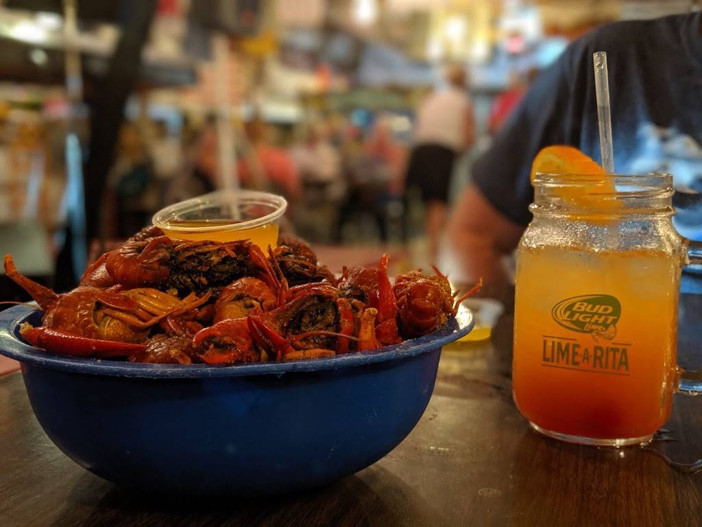 Crawmamas | restaurant | 5002 Webb Villa, Guntersville, AL 35976, USA | 2565820484 OR +1 256-582-0484