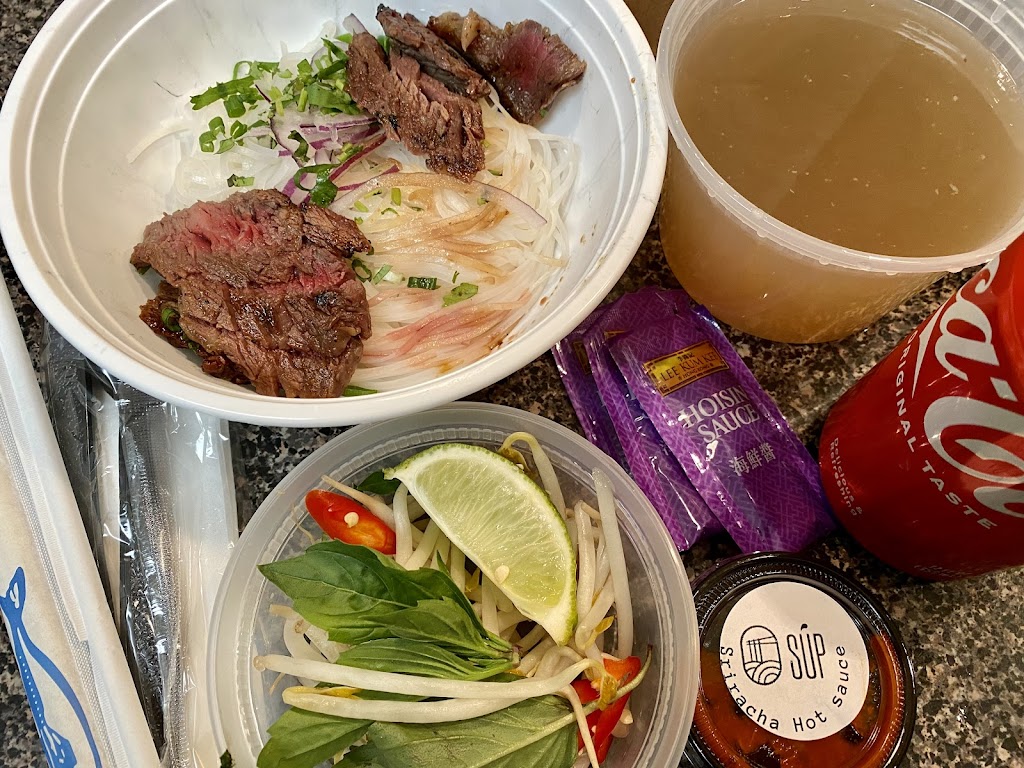 SUP Vietnamese | restaurant | 998 Carmans Rd, Massapequa, NY 11758, USA | 5168048900 OR +1 516-804-8900