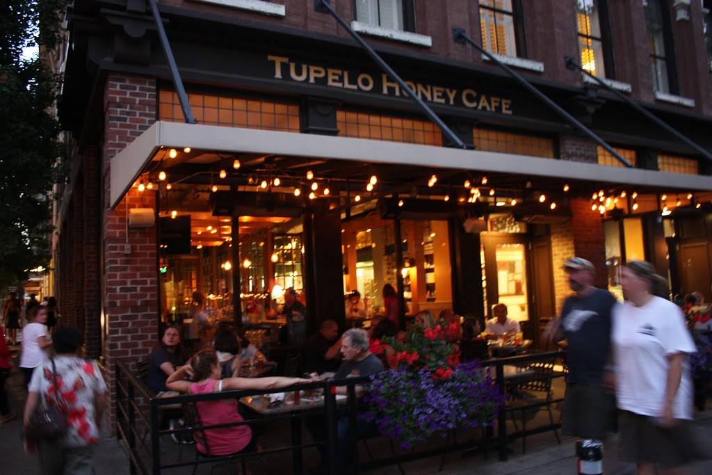 Tupelo Honey | restaurant | 1 Market Square, Knoxville, TN 37902, USA | 8655220004 OR +1 865-522-0004