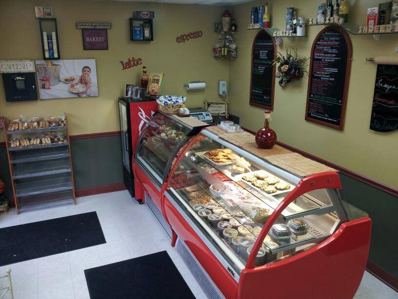 Elenas Cucina | restaurant | 800 W Lake St #106, Roselle, IL 60172, USA | 6303070130 OR +1 630-307-0130