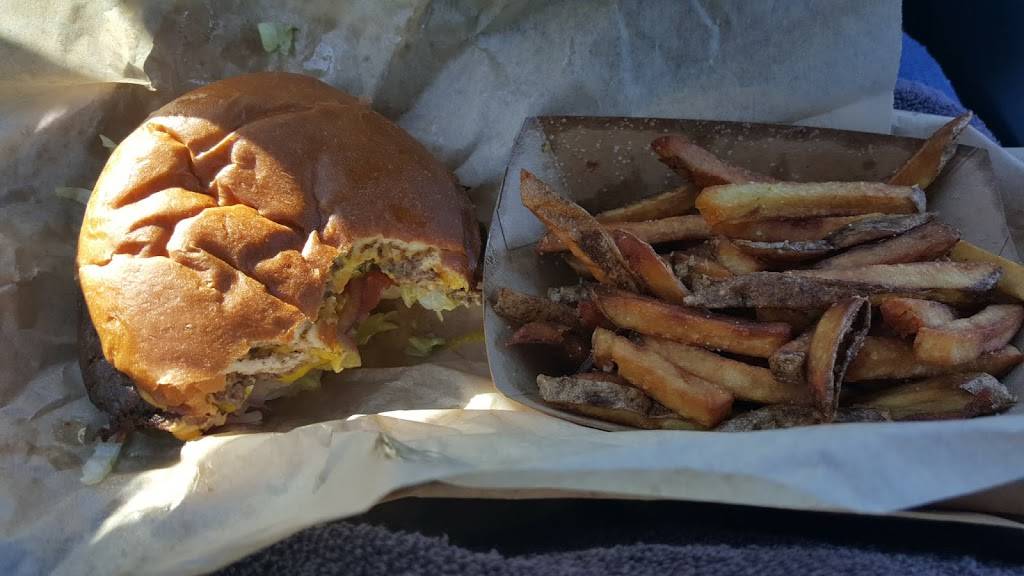 The Sear Shack | restaurant | 7424 Stage Rd, Bartlett, TN 38133, USA | 9013823083 OR +1 901-382-3083