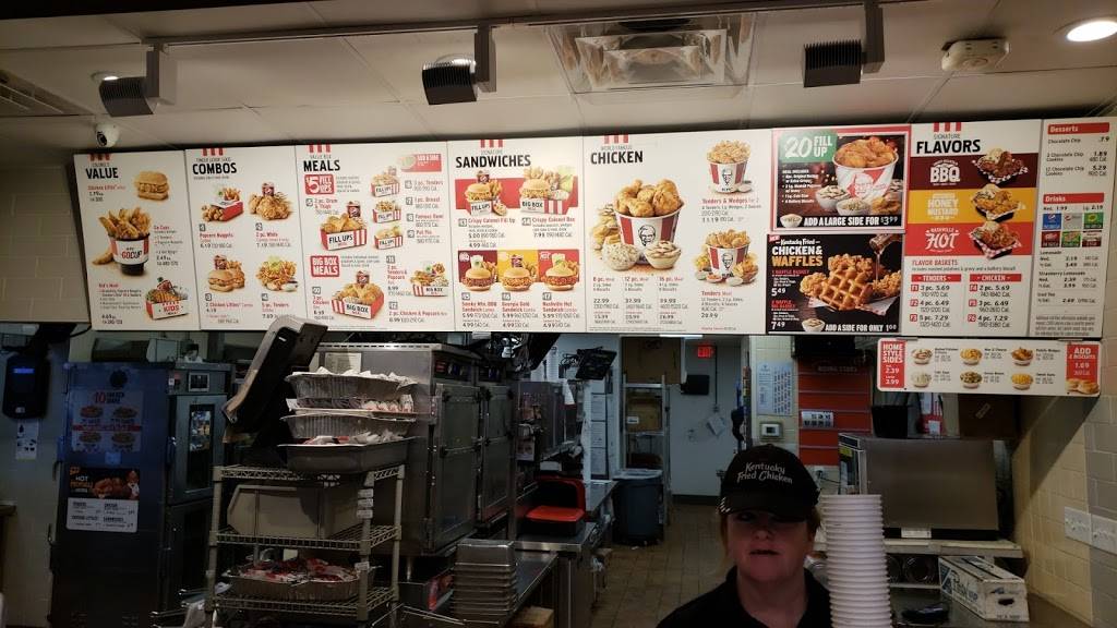 KFC | restaurant | 528 TN-46 S, Dickson, TN 37055, USA | 6154467358 OR +1 615-446-7358