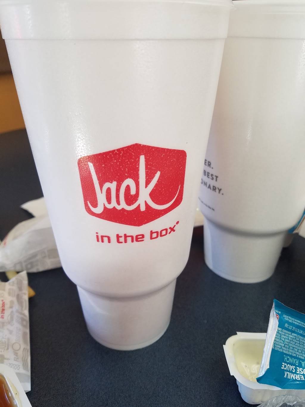 Jack in the Box | restaurant | 903 Probandt, San Antonio, TX 78204, USA | 2102234415 OR +1 210-223-4415