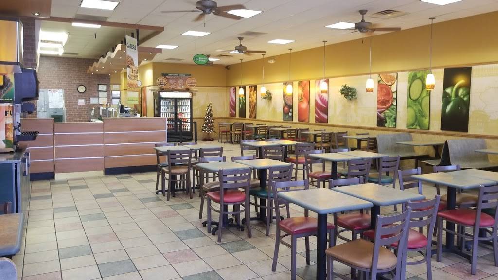 Subway | restaurant | 3800 Tittabawassee Rd, Saginaw, MI 48604, USA | 9892499002 OR +1 989-249-9002