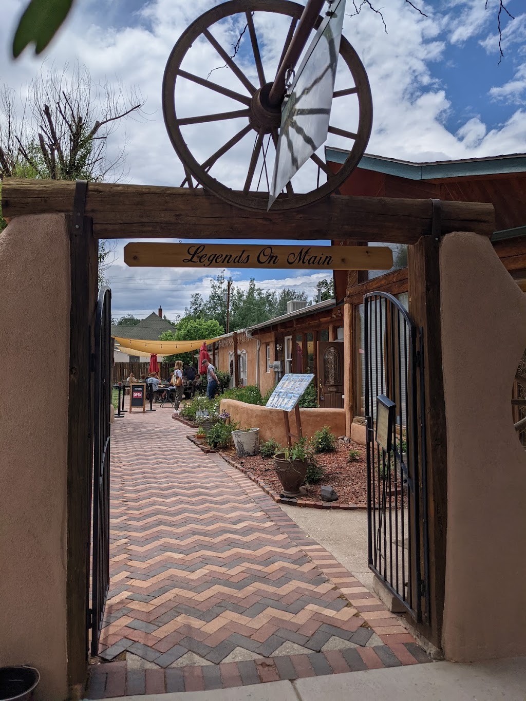 Legends On Main | restaurant | 220 S Main St Suite B, La Veta, CO 81055, USA | 7197423996 OR +1 719-742-3996