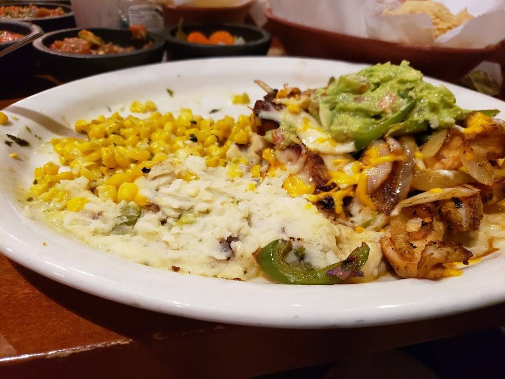 Teds Cafe Escondido | restaurant | 15124 Lleytons Ct #118, Edmond, OK 73013, USA | 4052863676 OR +1 405-286-3676