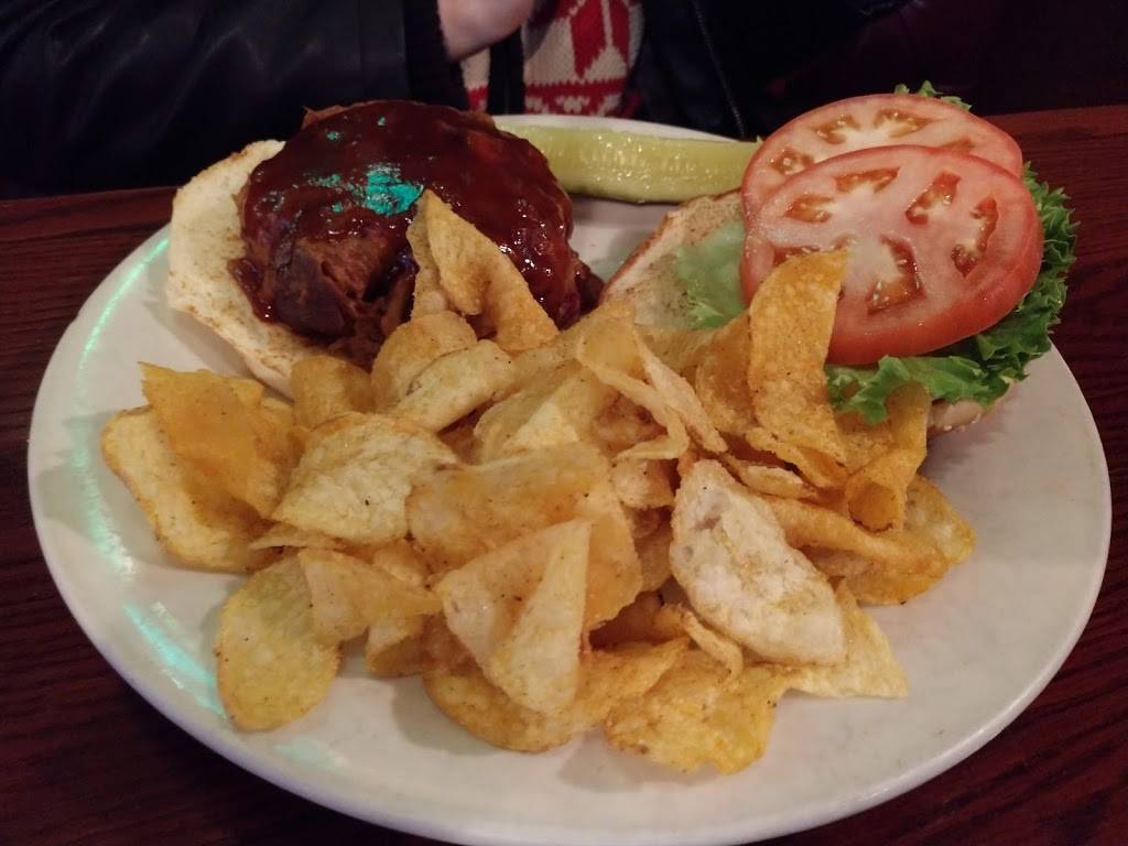 Daddy Jacks Restaurant & Bar | restaurant | 9419 N Meridian St, Indianapolis, IN 46260, USA | 3178431609 OR +1 317-843-1609