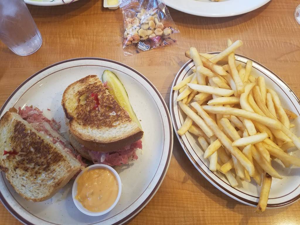 The Royal Diner | restaurant | 6540 Dixie Hwy, Village of Clarkston, MI 48346, USA | 2486203333 OR +1 248-620-3333