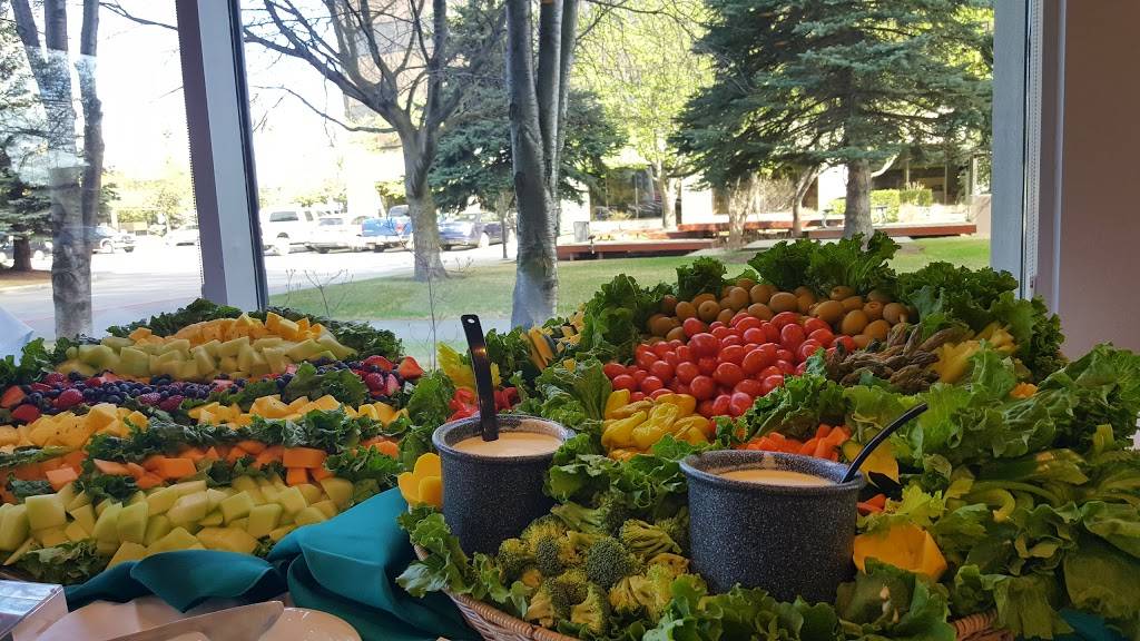 Petroleum Club of Anchorage | restaurant | 3301 C St #120, Anchorage, AK 99503, USA | 9075635090 OR +1 907-563-5090