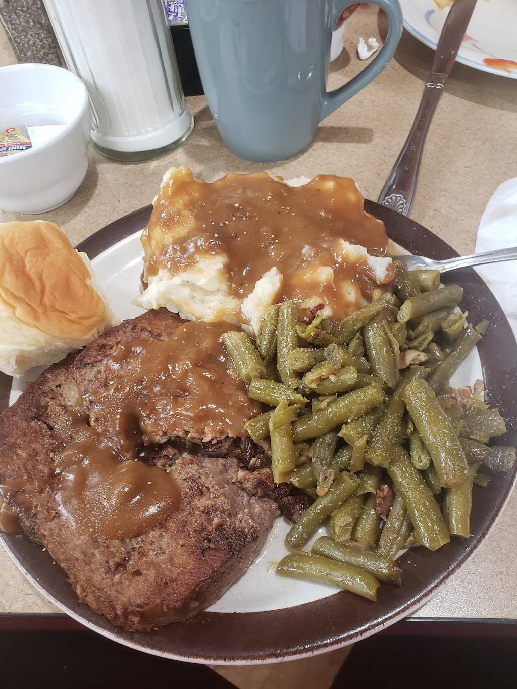 Tabbys Restaurant | restaurant | 10863 FL-40, Silver Springs, FL 34488, USA | 3526250213 OR +1 352-625-0213