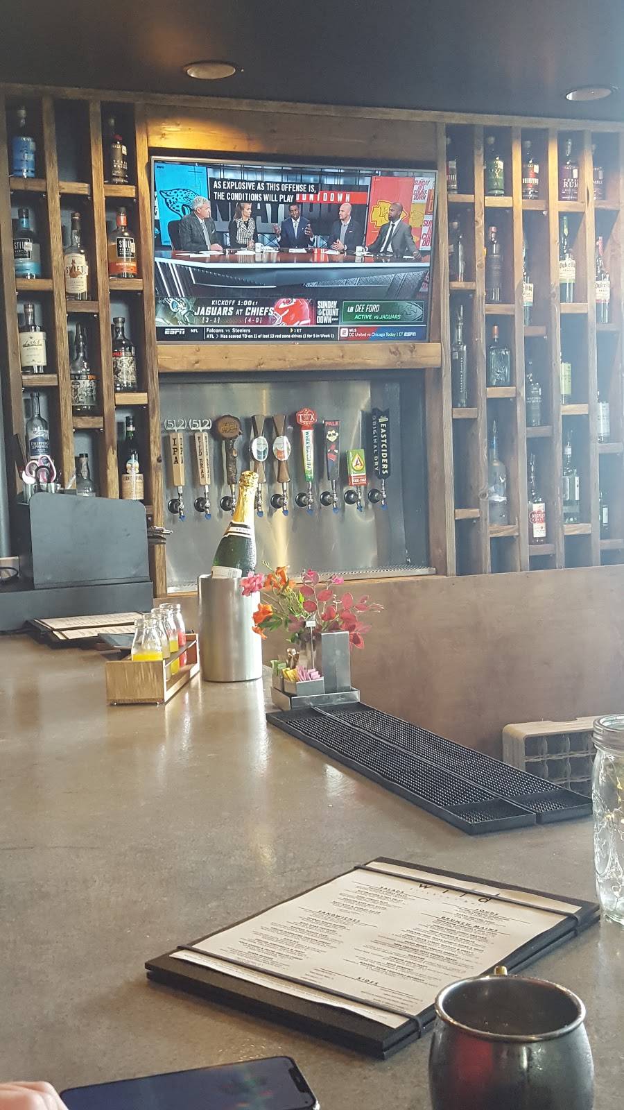 Wild Kitchen and Bar | restaurant | 15506 TX-71 C, Bee Cave, TX 78738, USA | 5122638099 OR +1 512-263-8099