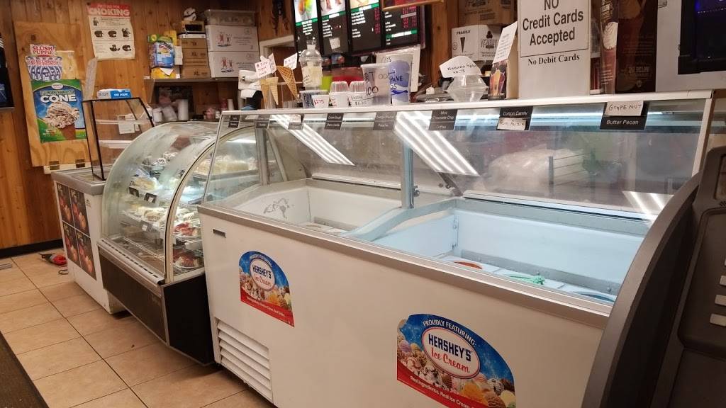 Alfonsos Pizza | restaurant | 79 Riverdale Ave, Yonkers, NY 10701, USA | 9144234706 OR +1 914-423-4706