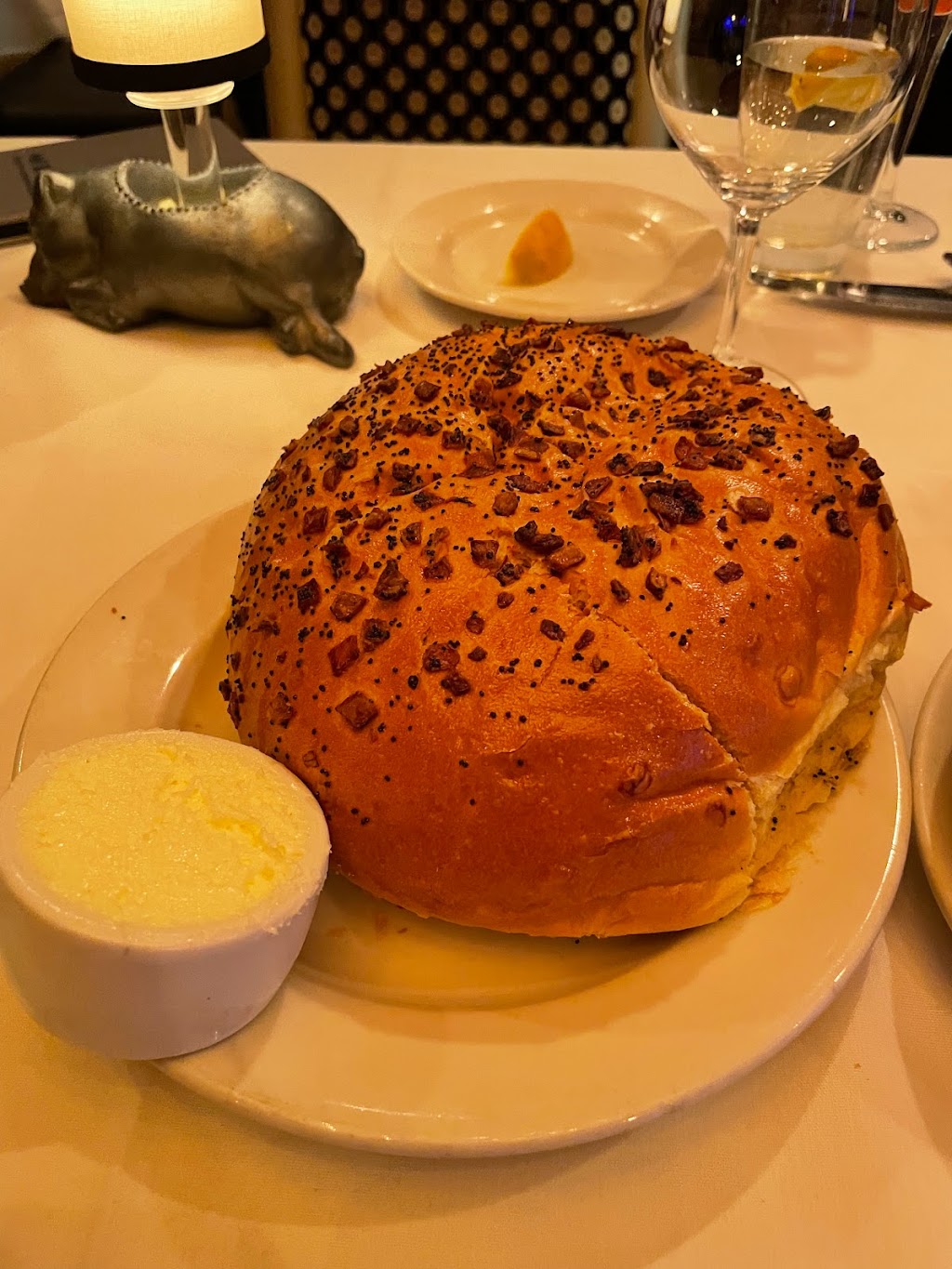 Mortons The Steakhouse | restaurant | 1050 Connecticut Ave NW, Washington, DC 20036, USA | 2029555997 OR +1 202-955-5997