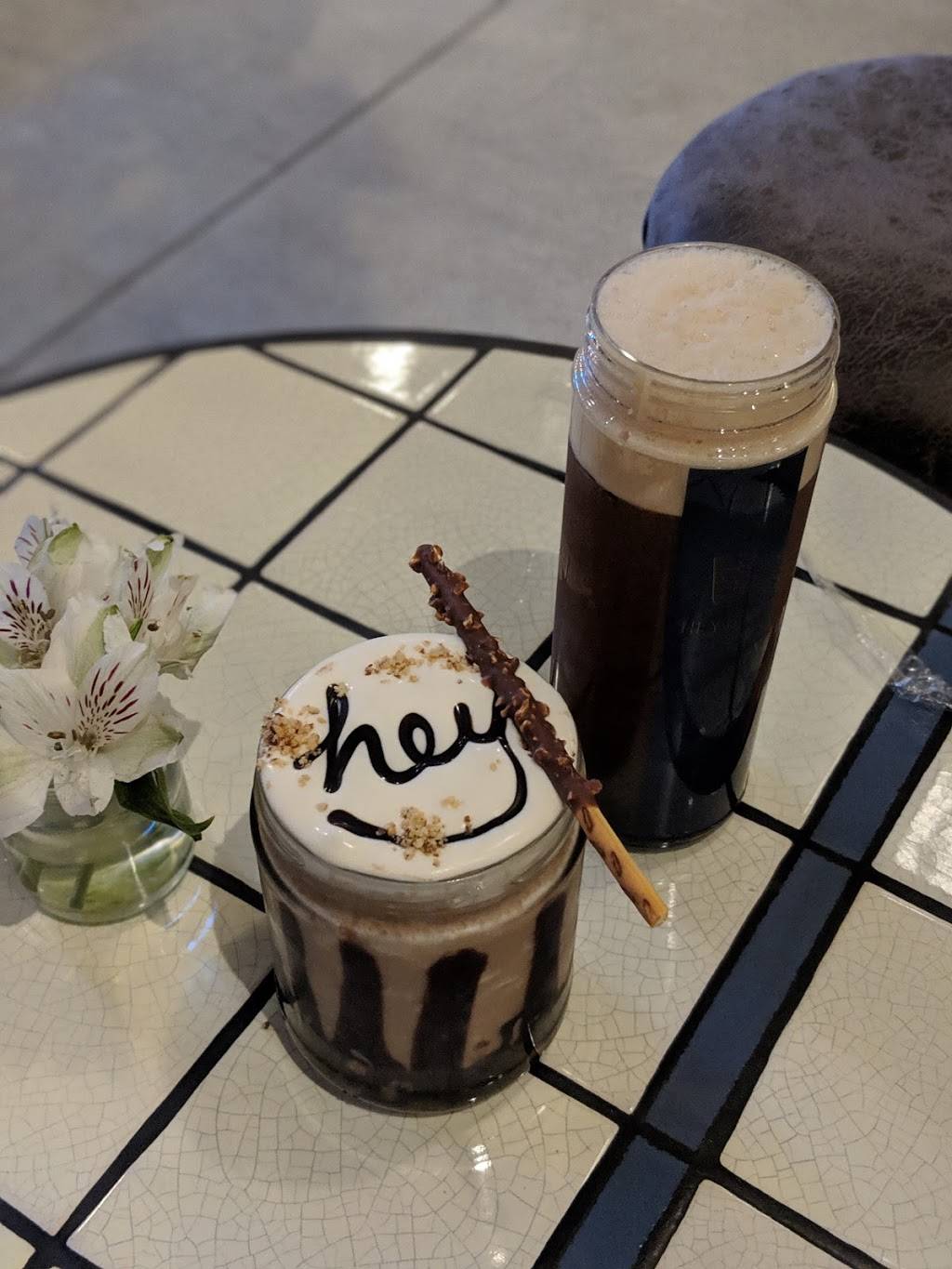 Hey Hey | cafe | 1555 Sunset Blvd, Los Angeles, CA 90026, USA | 2132780689 OR +1 213-278-0689