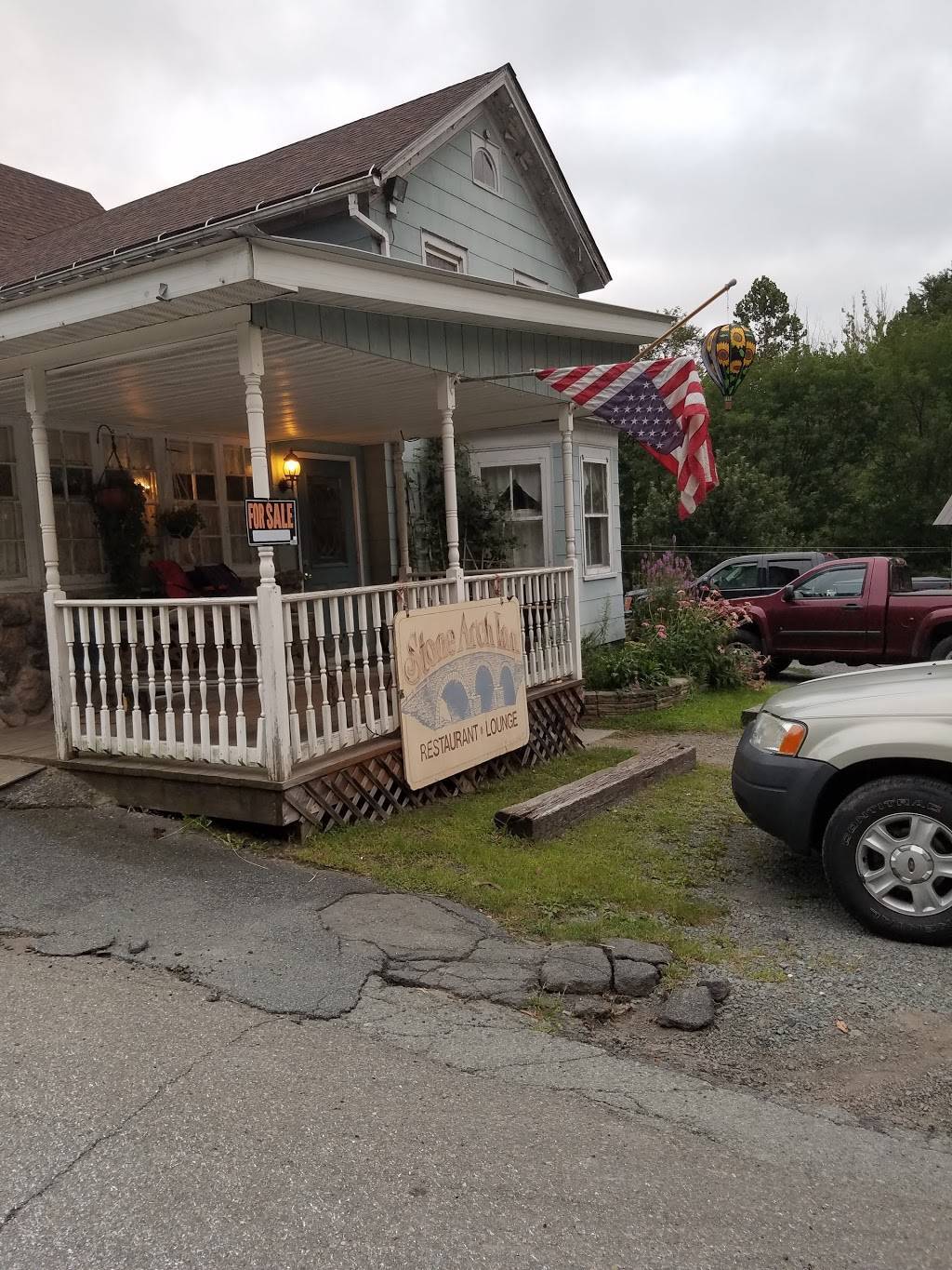 Stone Arch Inn | restaurant | 5371 NY-52, Kenoza Lake, NY 12750, USA | 8454823951 OR +1 845-482-3951