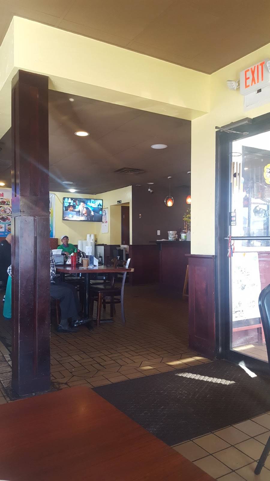 Pho Cali | restaurant | 4756 S 27th St, Milwaukee, WI 53221, USA | 4142829950 OR +1 414-282-9950