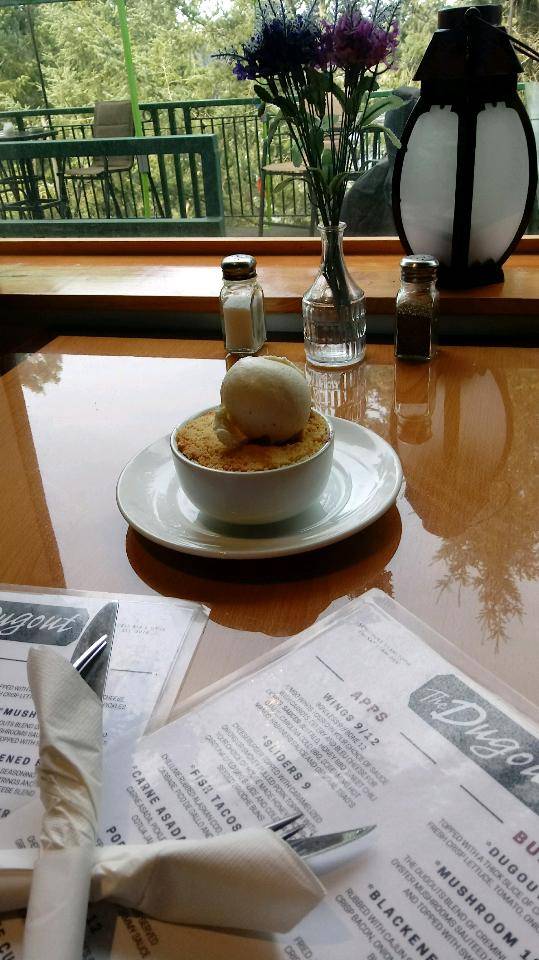 The Dugout Sports Bar and Grill | restaurant | 4180 Kitsap Way, Bremerton, WA 98312, USA | 3608131112 OR +1 360-813-1112