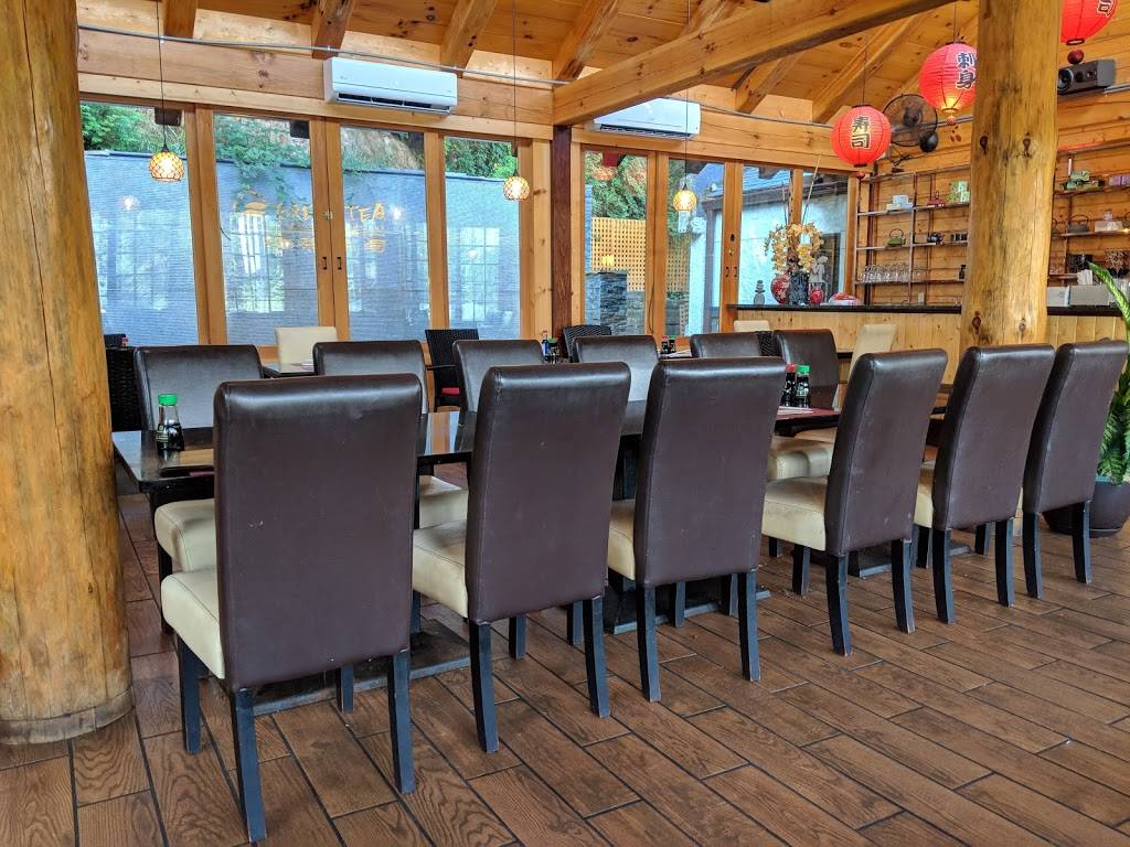 Green Tea Sushi & Japanese Restaurant | restaurant | 2 Regent Park Blvd, Asheville, NC 28806, USA | 8282528300 OR +1 828-252-8300