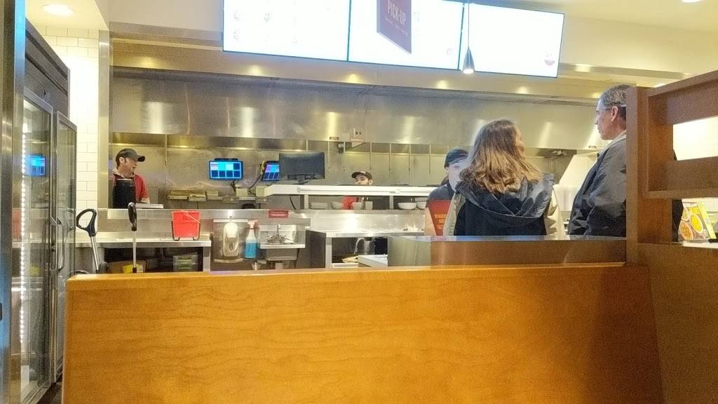 Noodles and Company | restaurant | 2455 Montebello Square Dr, Colorado Springs, CO 80918, USA | 7195945871 OR +1 719-594-5871