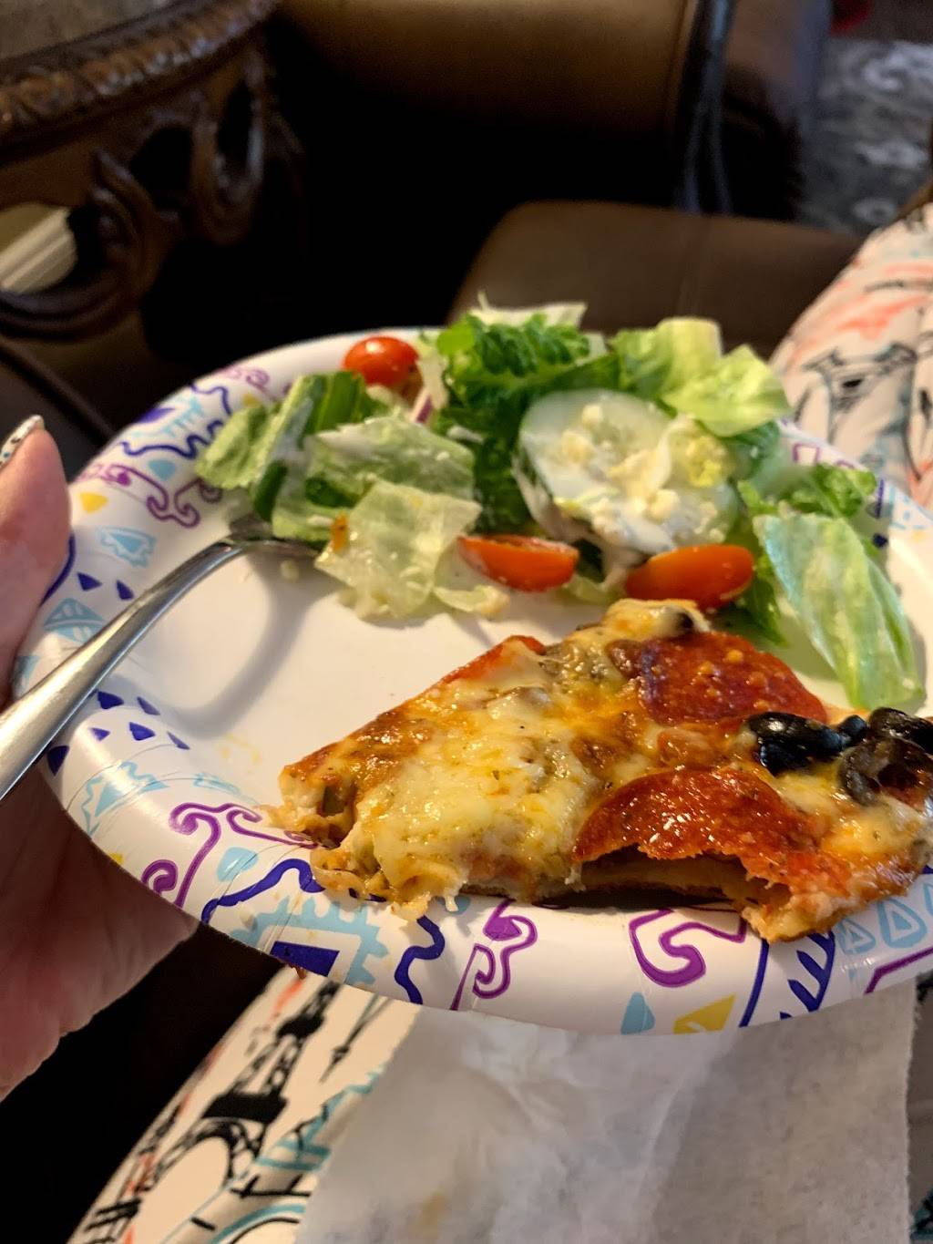 Chicago Guys Pizza Co. | restaurant | 6640 N Durango Dr, Las Vegas, NV 89149, USA | 7252046300 OR +1 725-204-6300