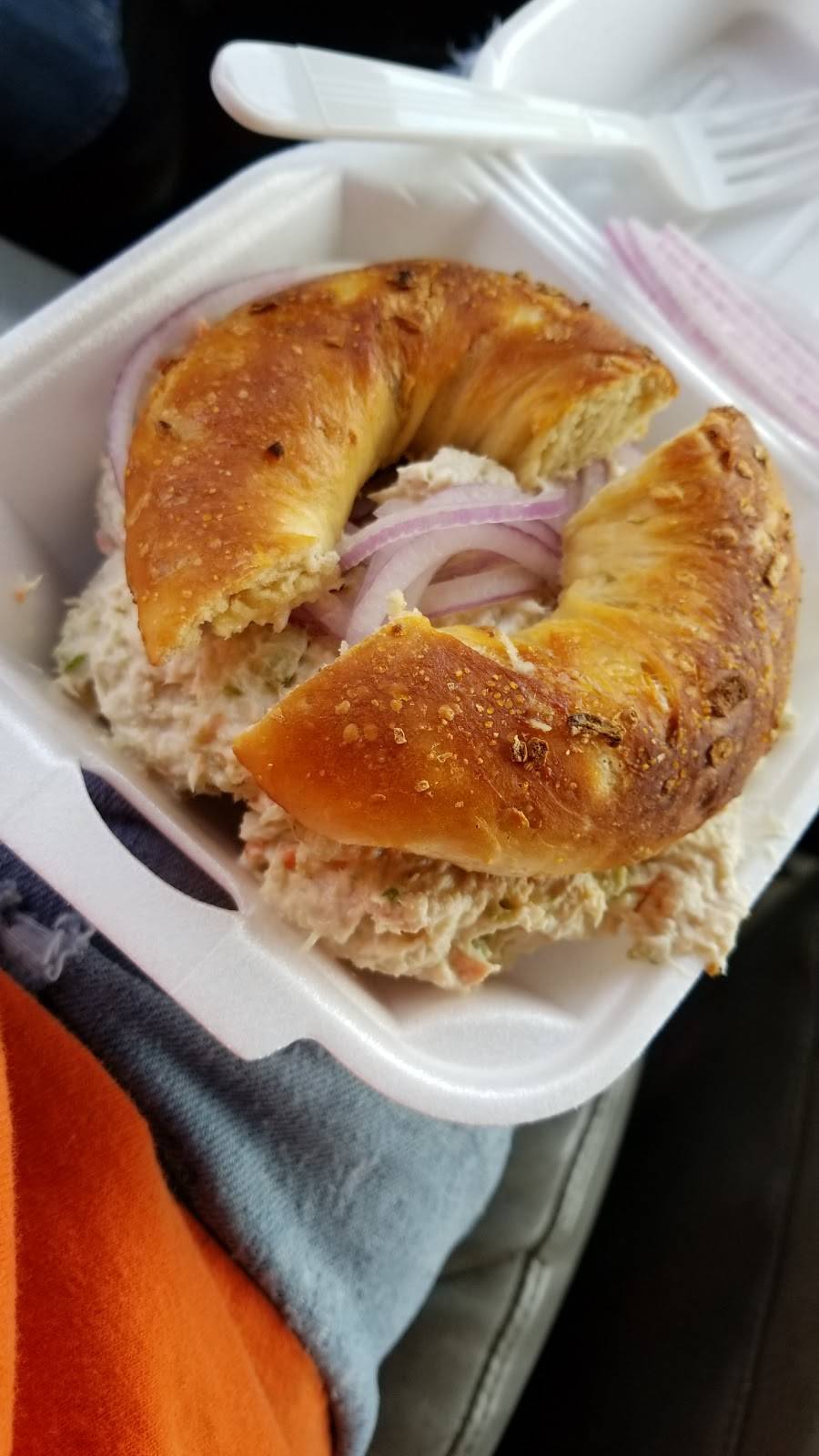 Marx Hot Bagels | bakery | 9701 Kenwood Rd, Blue Ash, OH 45242, USA | 5138915542 OR +1 513-891-5542