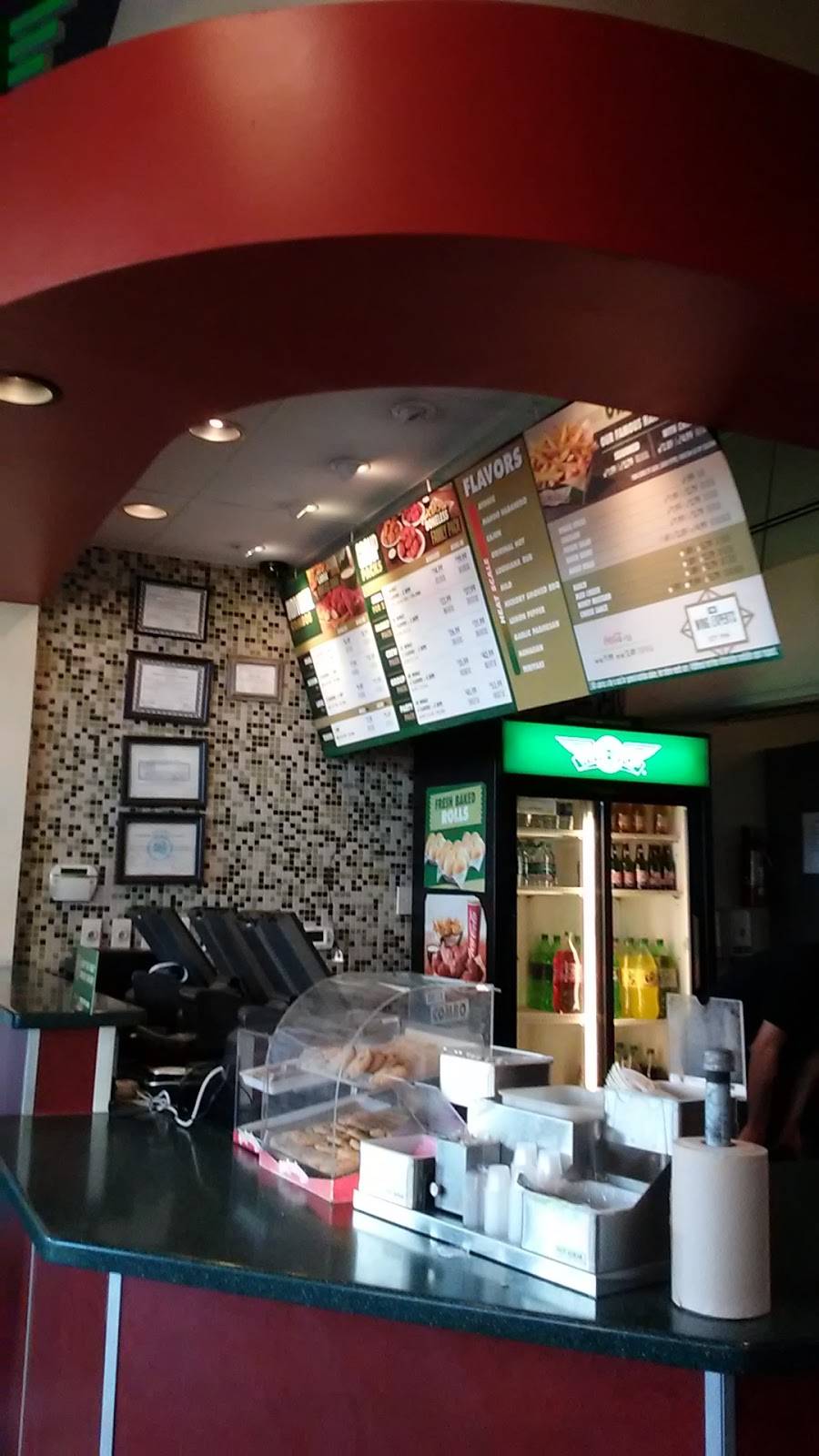 Wingstop | restaurant | 963 E Irving Blvd, Irving, TX 75060, USA | 9725549464 OR +1 972-554-9464