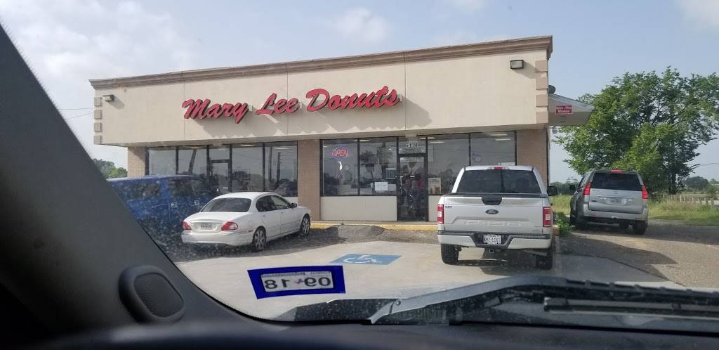 Mary Lee Donut Shops | bakery | 6150 Gulf Fwy, Houston, TX 77023, USA | 7139282869 OR +1 713-928-2869