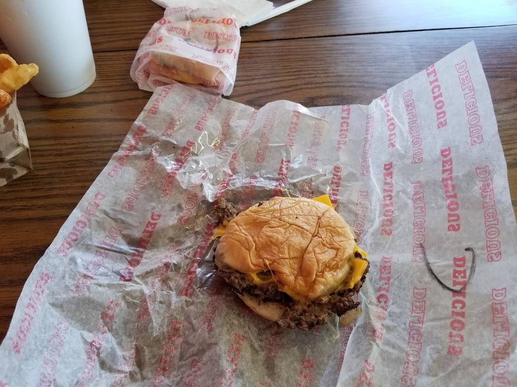 Hinkles Hamburgers | restaurant | 206 S Adams St, Bloomington, IN 47404, USA | 8123393335 OR +1 812-339-3335