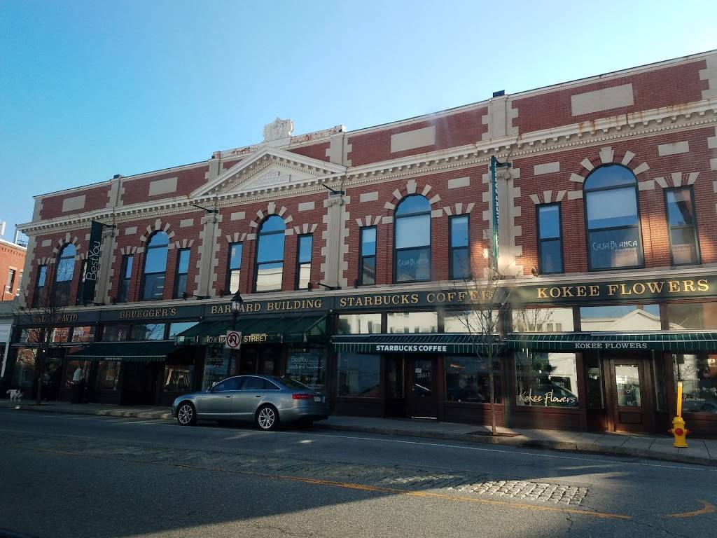 Starbucks | cafe | 14 Main St, Andover, MA 01810, USA | 9784757752 OR +1 978-475-7752