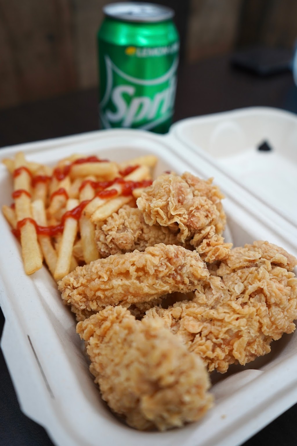 馋客Chanke Fried Chicken | restaurant | 10681 E Colonial Dr Unit F3, Orlando, FL 32817, USA | 4074437685 OR +1 407-443-7685