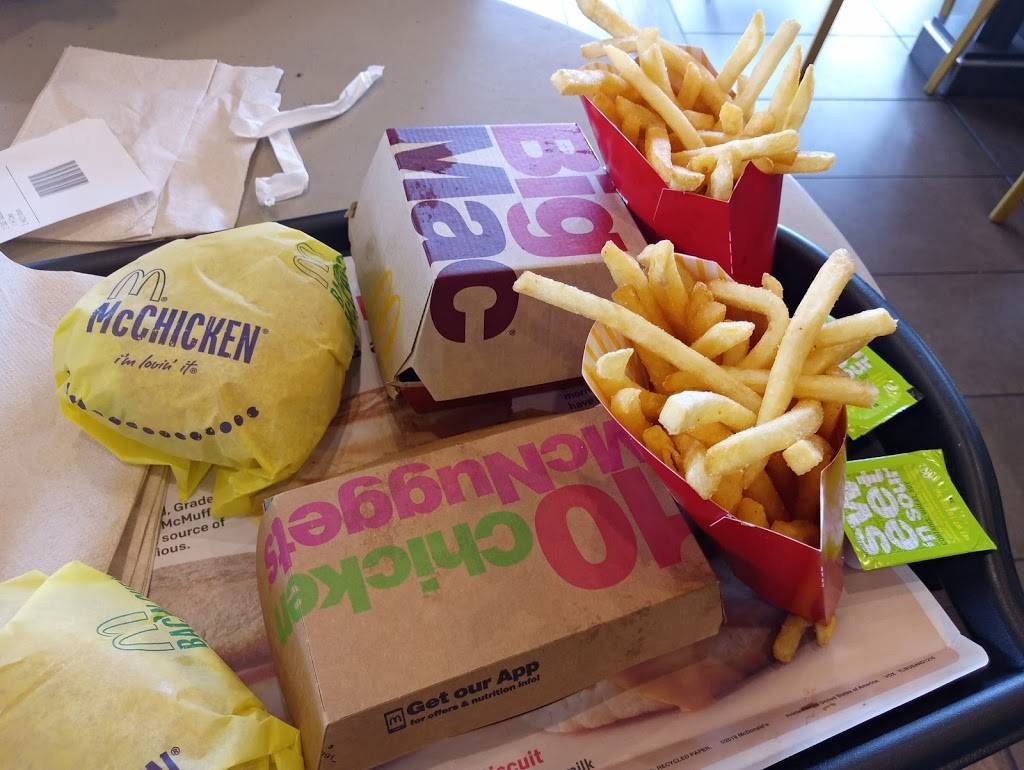 McDonalds | cafe | 2704 W Osceola Pkwy, Kissimmee, FL 34741, USA | 4078460376 OR +1 407-846-0376