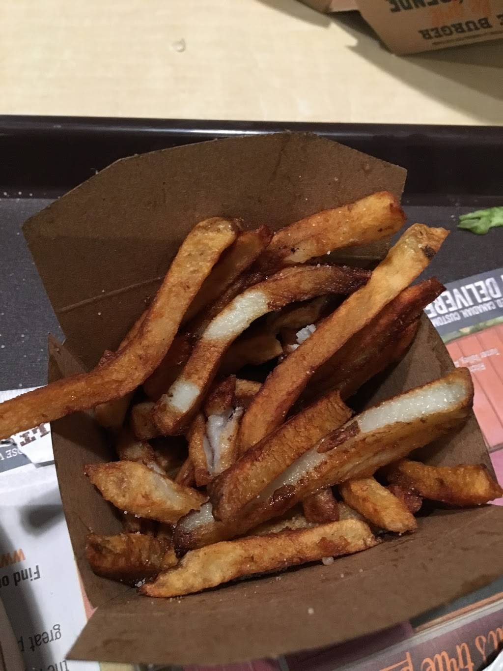 Harveys | restaurant | 853 Milner Ave, Toronto, ON M1B 5N6, Canada | 4162832460 OR +1 416-283-2460