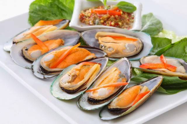 Sunset Thai Cuisine | restaurant | 7513 Sunset Blvd, Los Angeles, CA 90046, USA | 3238831805 OR +1 323-883-1805