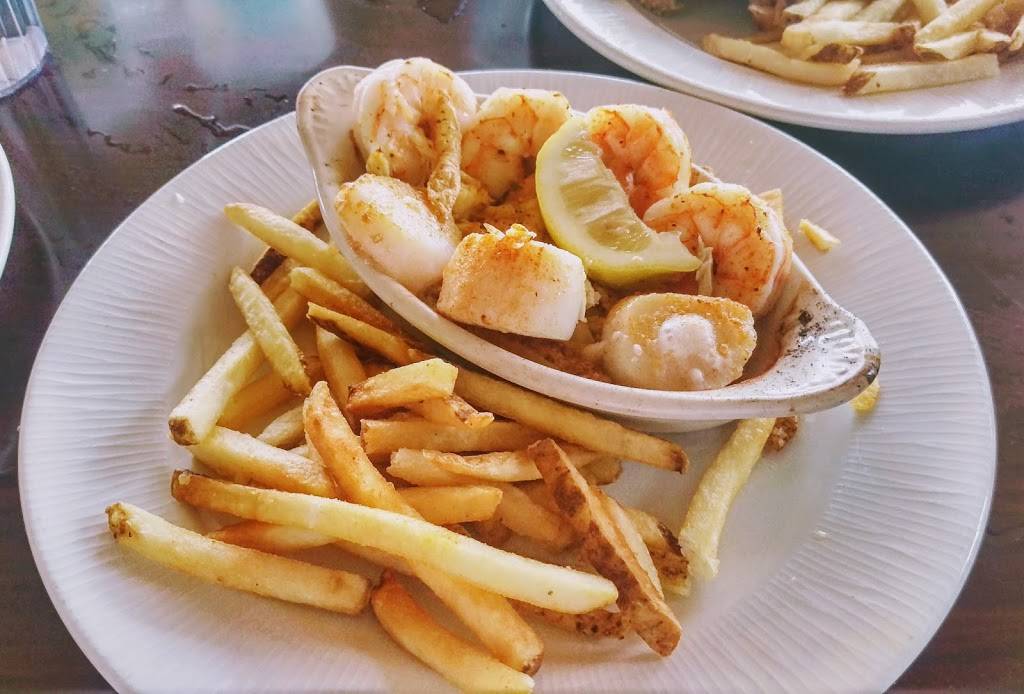 Watermans Surfside Grille | restaurant | 415 Atlantic Ave, Virginia Beach, VA 23451, USA | 7574283644 OR +1 757-428-3644