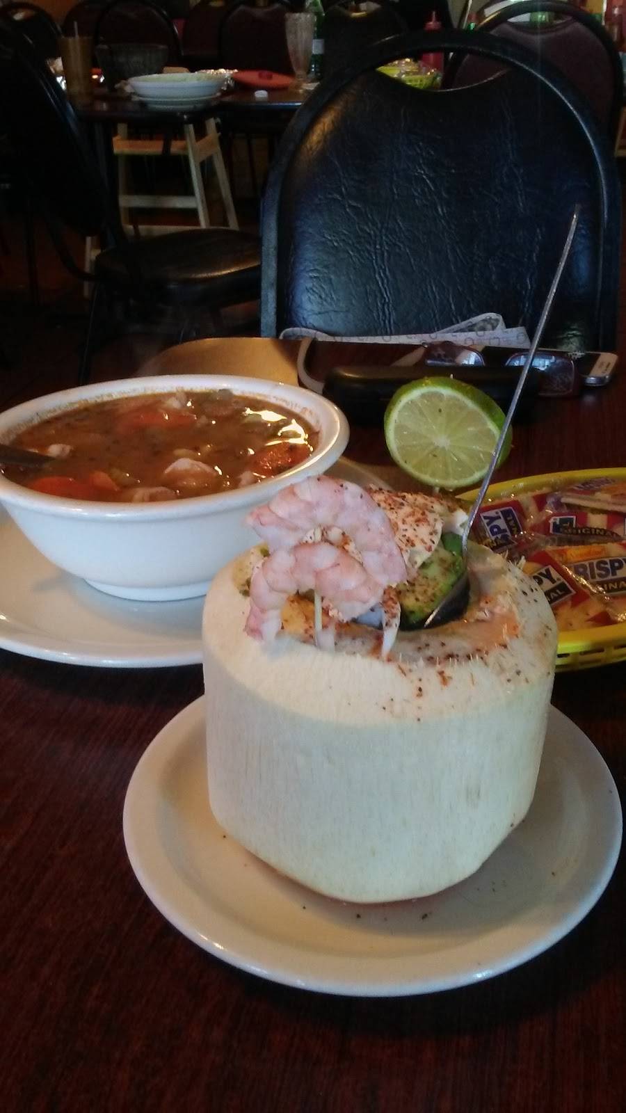 El Zarandeado | restaurant | 401 Isleta Blvd SW, Albuquerque, NM 87105, USA | 5055081110 OR +1 505-508-1110