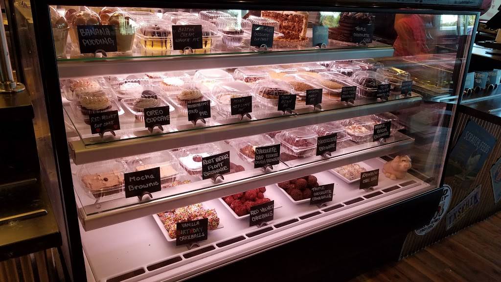 Real Urban Barbecue | restaurant | 2119 Clearwater Dr, Oak Brook, IL 60523, USA | 6309084380 OR +1 630-908-4380