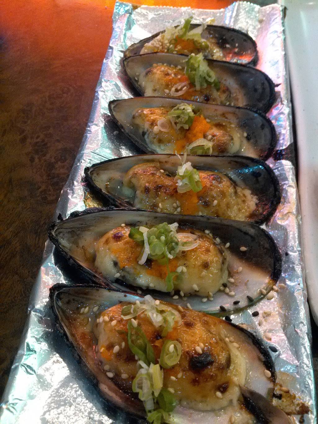 The Lookout Bar & Grill | restaurant | 2800 Harbor Blvd suite B, Oxnard, CA 93035, USA | 8059859300 OR +1 805-985-9300