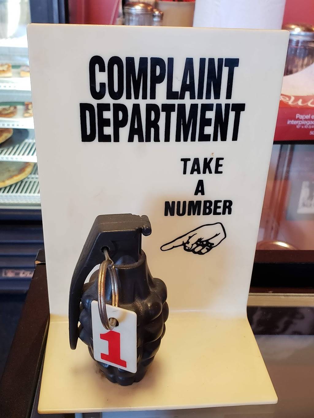 Cousin Vinnies NY Pizza Cafe | meal takeaway | 365 Spring St, Friday Harbor, WA 98250, USA | 3603788308 OR +1 360-378-8308