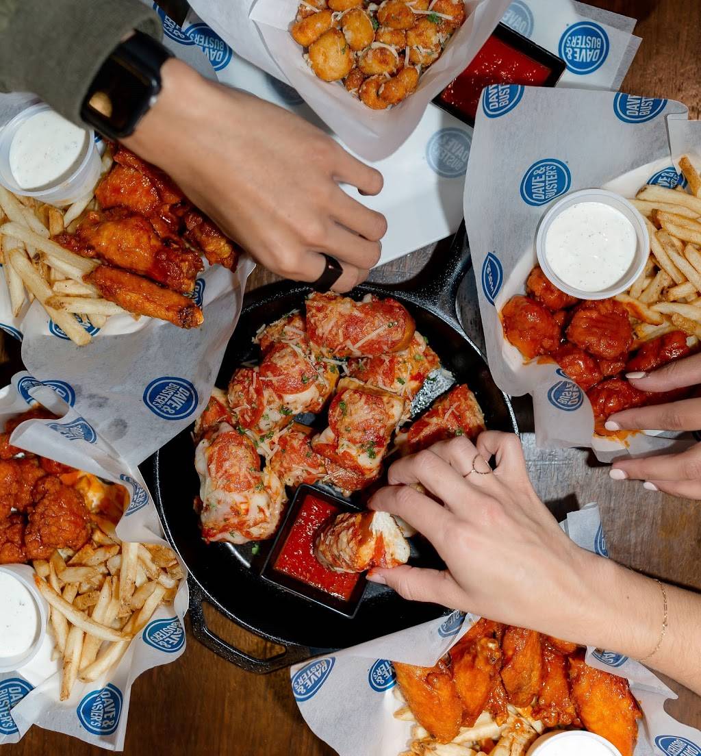 Dave & Busters | restaurant | 2644 N Greenwich Rd, Wichita, KS 67226, USA | 3167968550 OR +1 316-796-8550