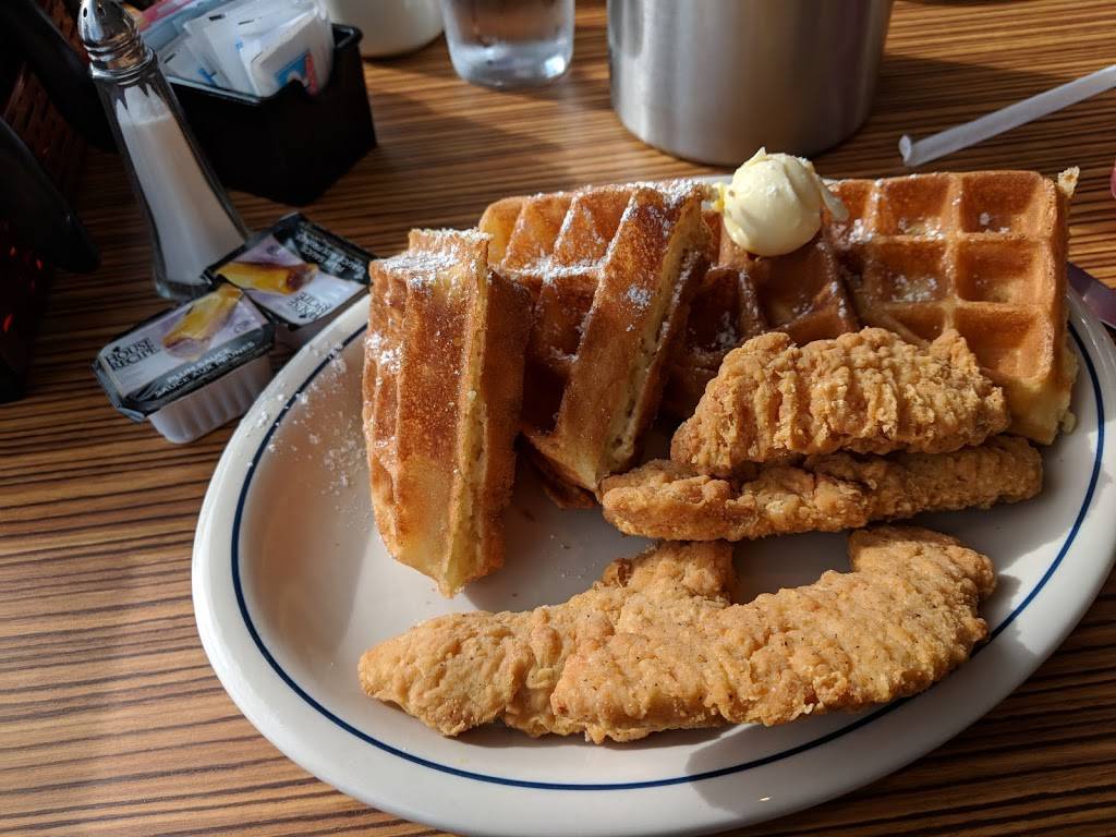 IHOP - The Tower Hotel | restaurant | 6732 Fallsview Boulevard, 26th Floor, Niagara Falls, ON L2G 3W6, Canada | 90535615012037 OR +1 905-356-1501 ext. 2037