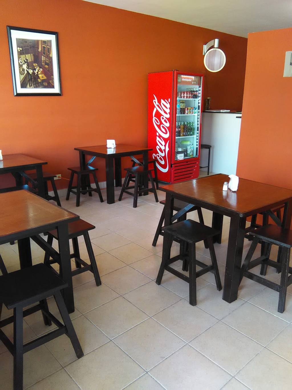 El Sinaloense Restaurant | restaurant | Centro Artesanal de Ensenada, 22785 Ensenada, B.C., Mexico | 016461830392 OR +52 646 183 0392