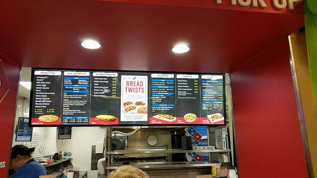 Dominos Pizza | meal delivery | 15389 LA-22, Ponchatoula, LA 70454, USA | 9853700039 OR +1 985-370-0039