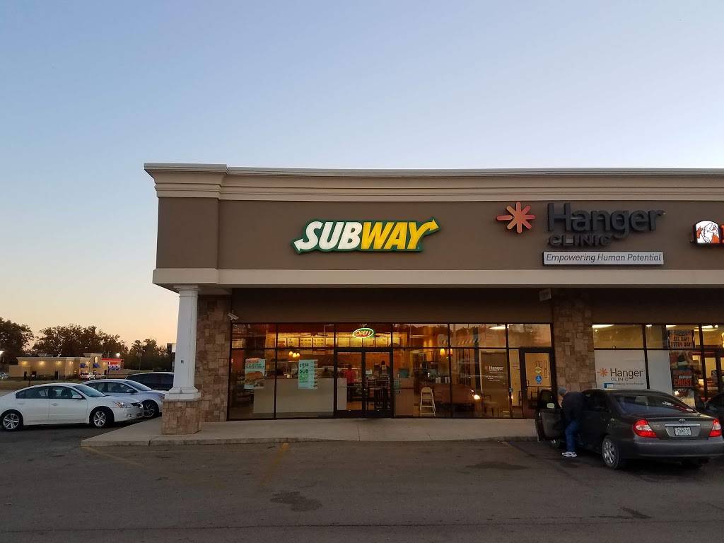 Subway | restaurant | 1341 N Westwood Blvd, Poplar Bluff, MO 63901, USA | 5736863222 OR +1 573-686-3222