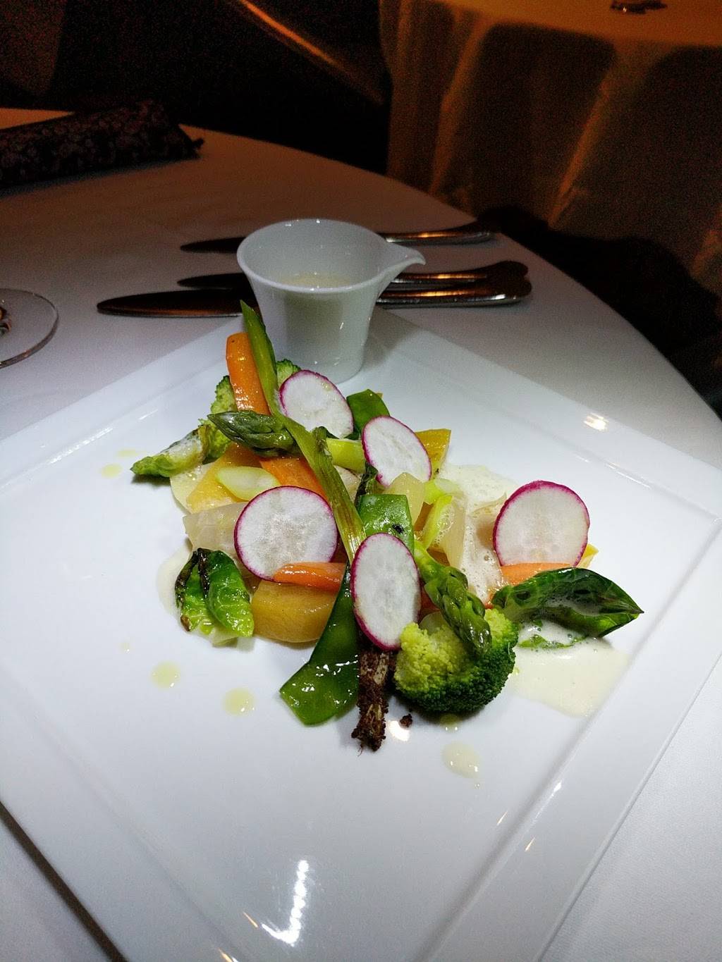 Maison Blanche | restaurant | 2605 Gulf of Mexico Dr, Longboat Key, FL 34228, USA | 9413838088 OR +1 941-383-8088