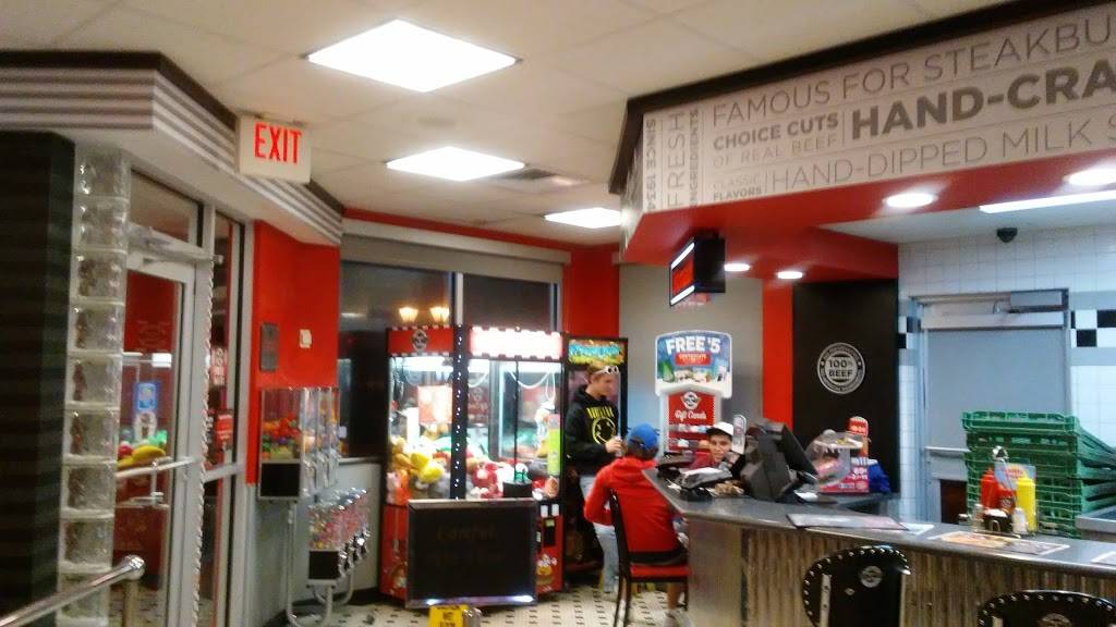 Steak n Shake | restaurant | 3980 Wedgewood Ln, The Villages, FL 32162, USA | 3862138786 OR +1 386-213-8786