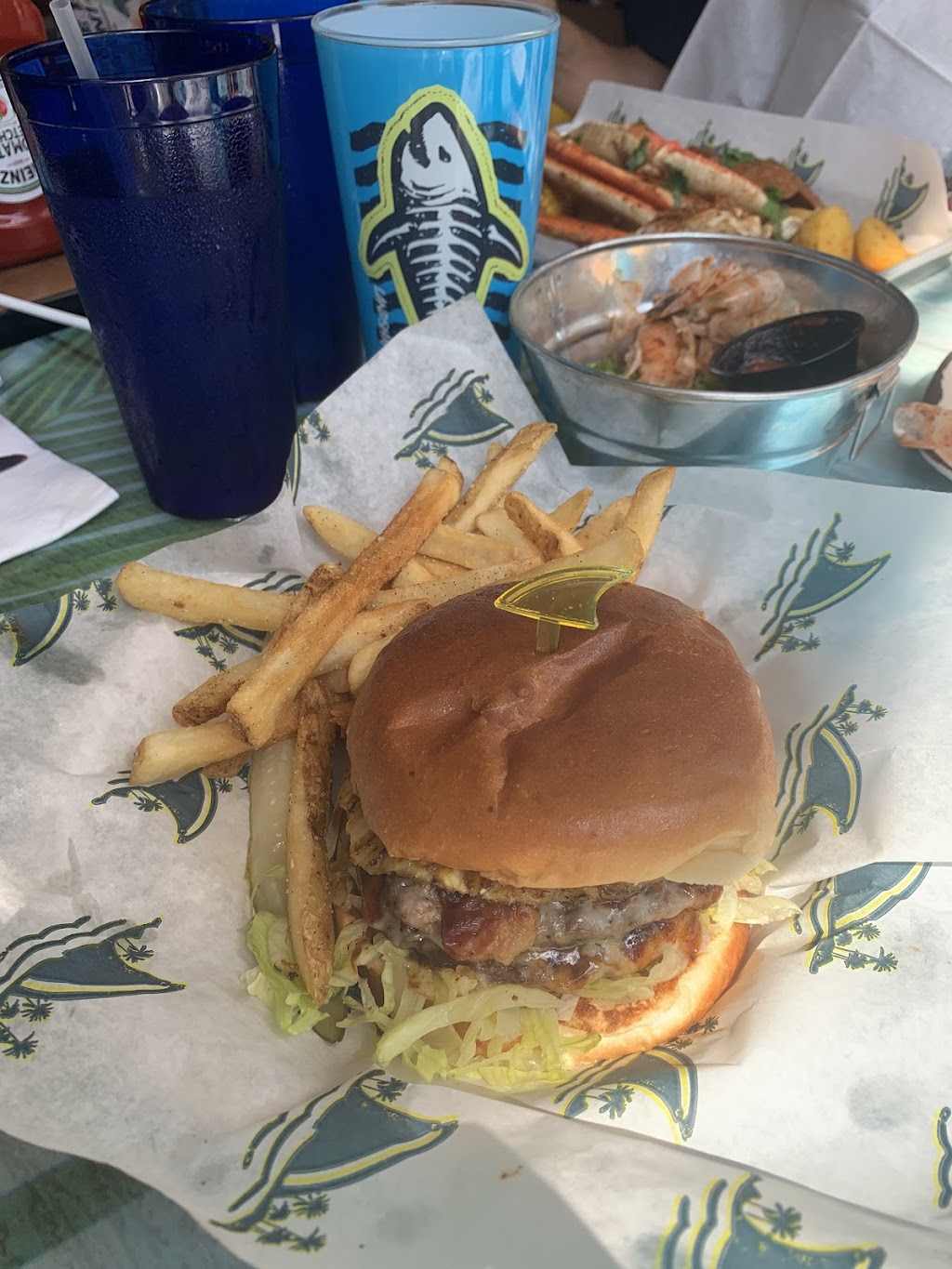 LandShark Bar & Grill - Times Square | restaurant | 560 7th Ave, New York, NY 10018, USA | 3322424824 OR +1 332-242-4824