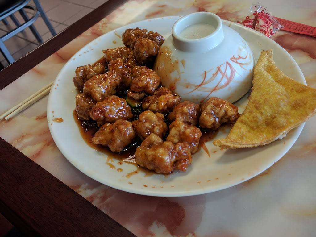 Wok & Grill | restaurant | 400 SW 29th St suite u, Topeka, KS 66611, USA | 7858622929 OR +1 785-862-2929